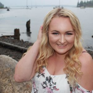 Meet your Posher, Tori